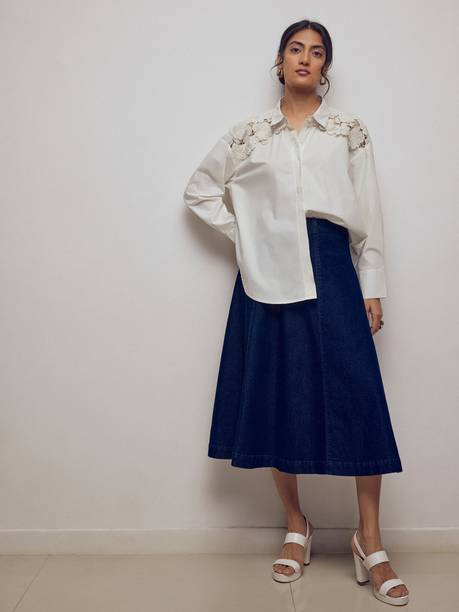 Women Relaxed Fit Solid Casual Shirt