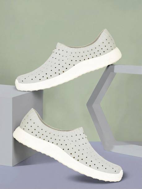 LADY WONDER Walking Shoes For Women